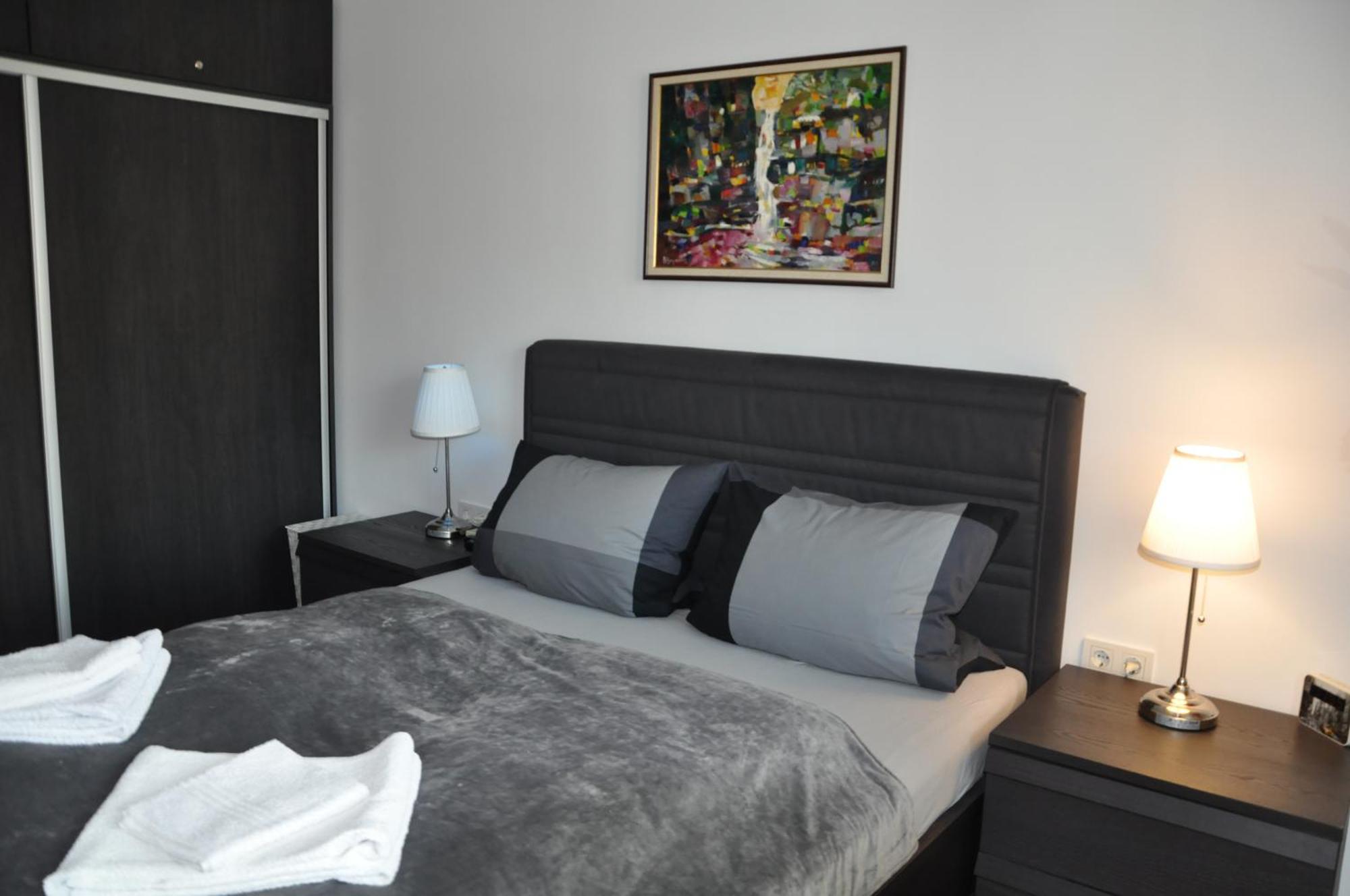 City Apartment Varna Esterno foto